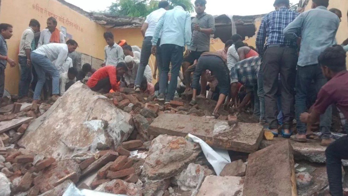 झालावाड़ में स्कूल की छत गिरने से बड़ा हादसा, चार बच्चों की मौत