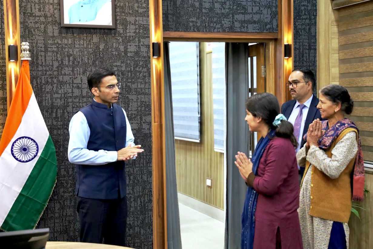 खराब आर्थिकी से ग्रसित बिन पिता की होनहार इंजीनियर बेटी प्रियंका कुकरेती को प्रतिष्ठित संस्थान में रोजगार